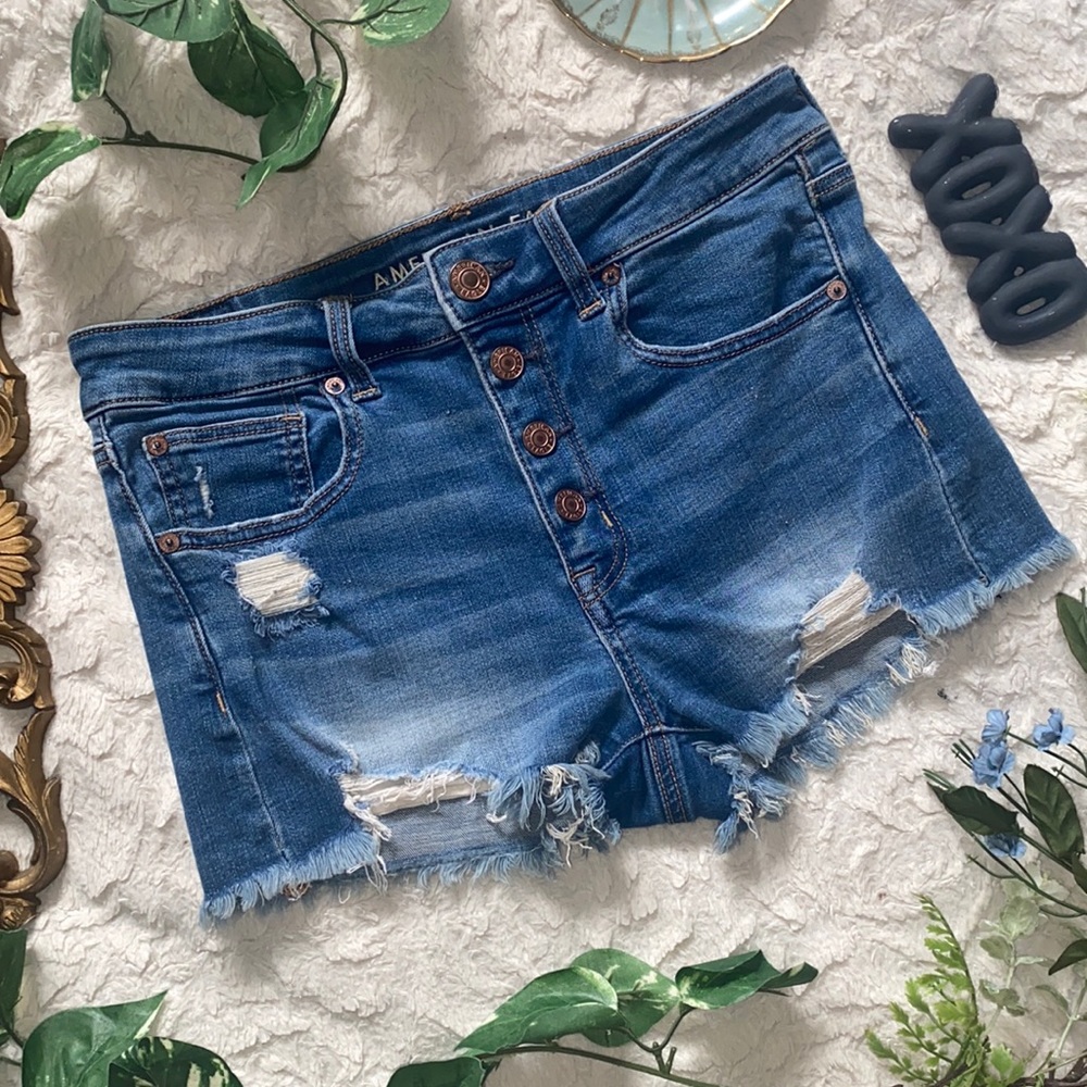 American Eagle Hi Rise Shorties